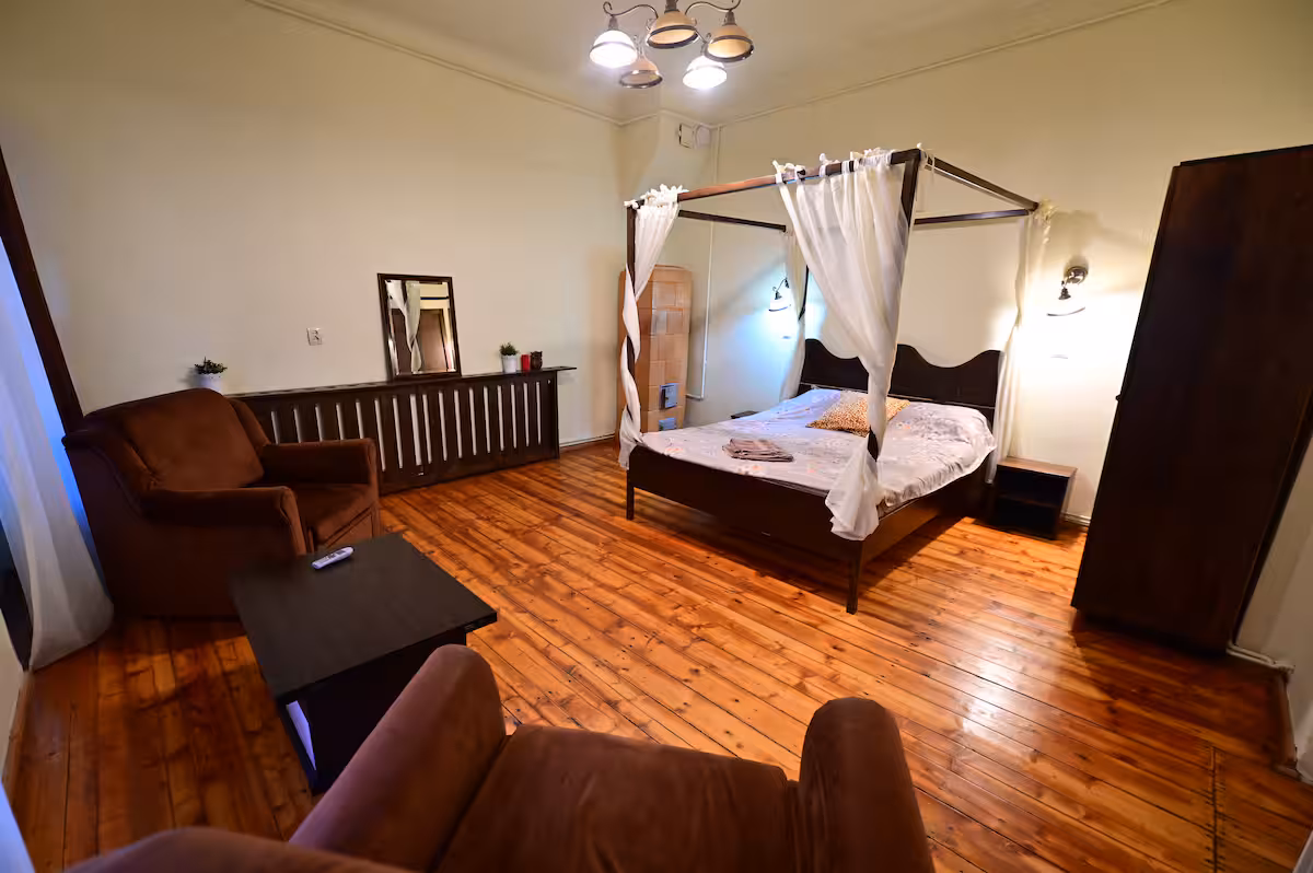 FLH - Casa Franceska